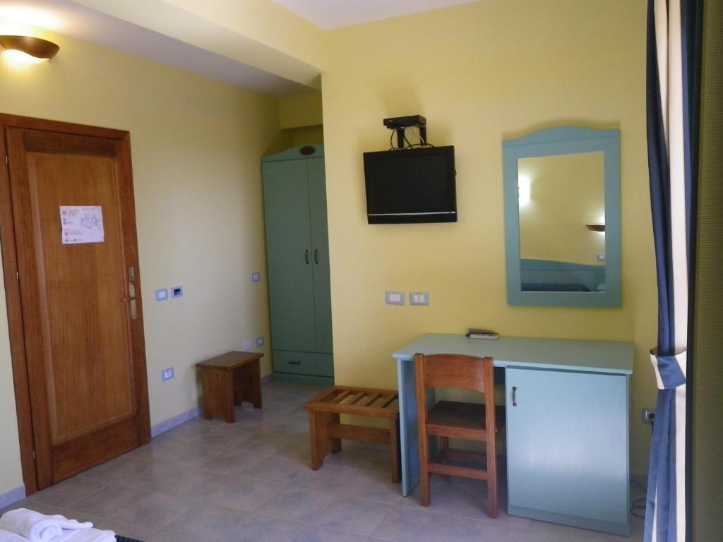 Hotel Costa Antiga SantʼAnna Arresi Cameră foto